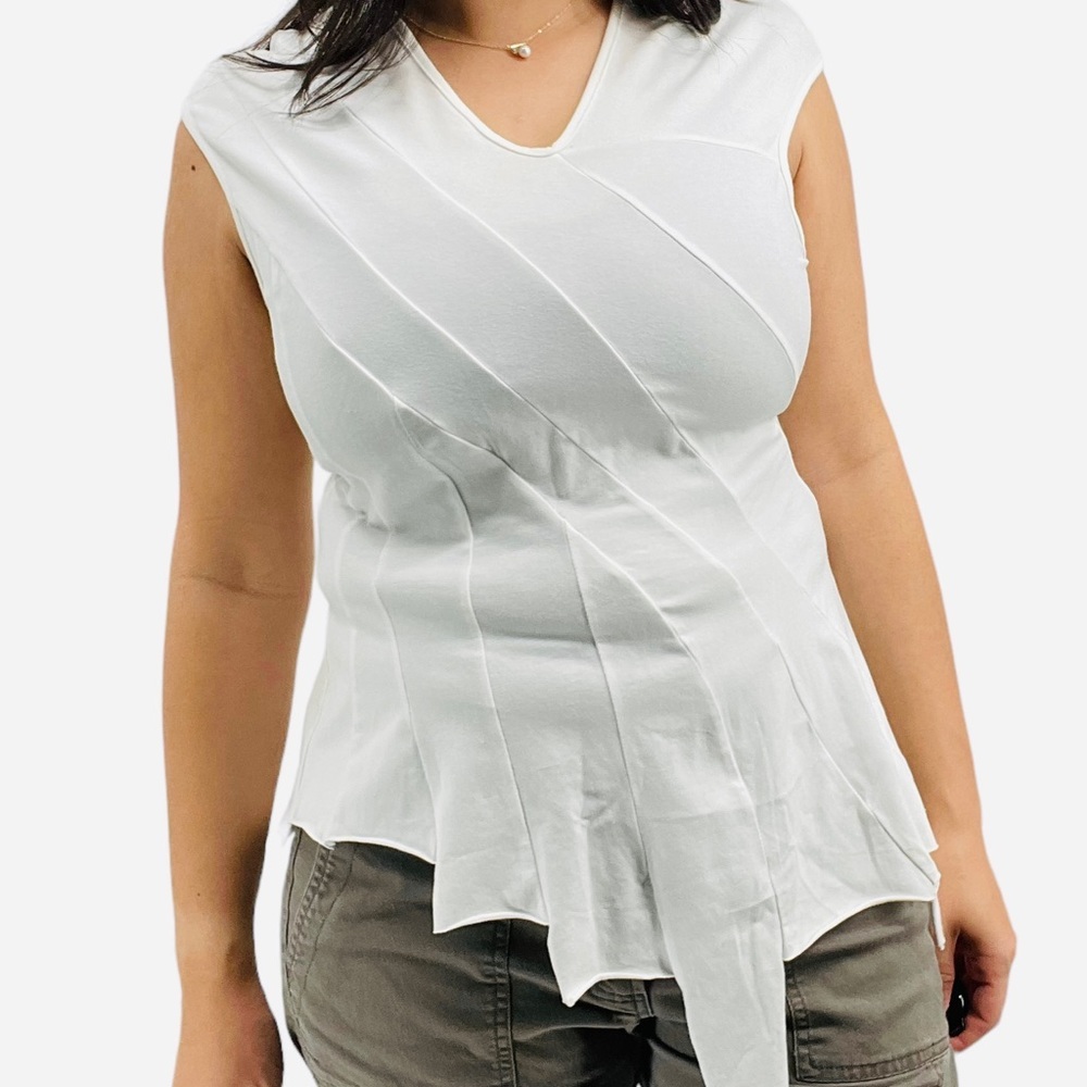 Ivan Grundahl Designer Solid White Sleeveless V N… - image 1